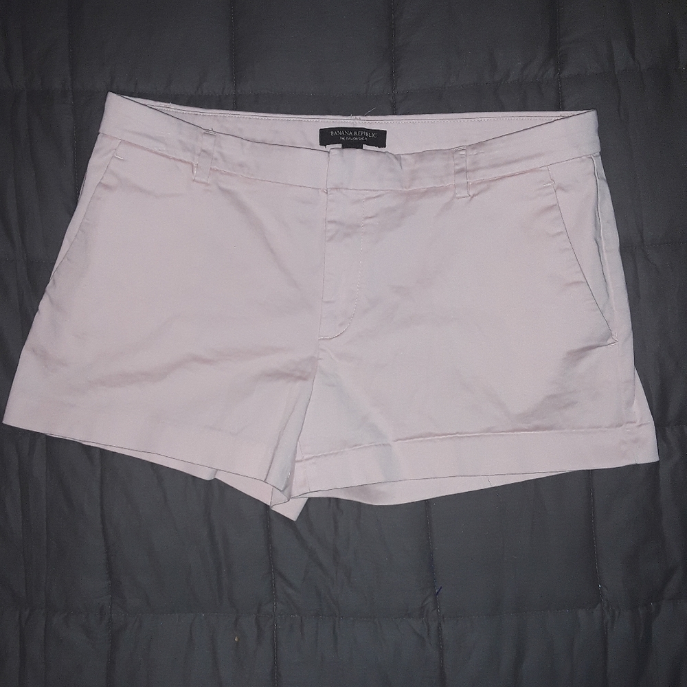 Banana Republic Soft Pink Shorts Size 10